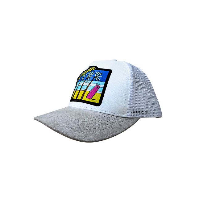 Make a Statement – Bold Two-Tone Cap NogorShilpo